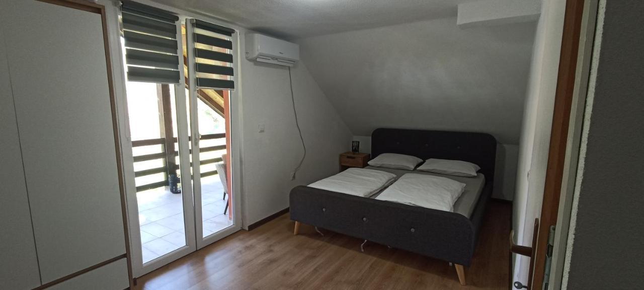 Holiday Home Dani Bihać Esterno foto
